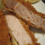 とんかつ やまいち - ロースのアップ