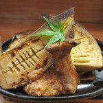 貴馳走坊 あ・うん - 山梨産たけのこの炭火焼き