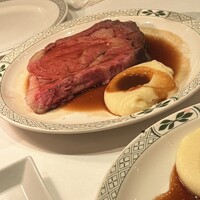 ロウリーズ・ザ・プライムリブ 恵比寿ガーデンプレイス店 - 