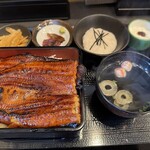 但馬牛肉まぶし・鰻 かぐら神重 - 