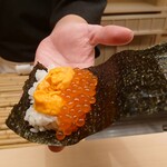 鮨 陸 - 海胆イクラ海苔巻き