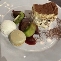 シャイニーアウル 表参道 - 
