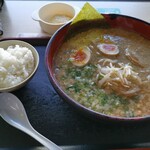にんたまラーメン ゆにろーず 大阪トラックステーション店 - 