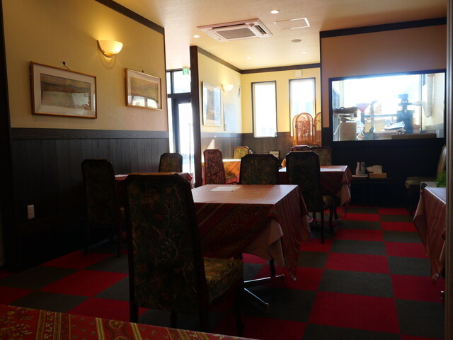 Le cafe Printanier photo 4