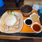 堀内チキンライス - 海南鶏飯　850円