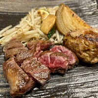 鉄板焼き 太縁 - ハラミステーキとハンバーグ♪