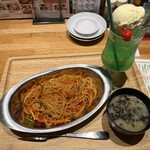 てんぐ大ホール - ナポリタン(クリメロセット) R6.11.10 食事のみで