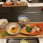 みちのく庵 - ⒉前菜 ・秋鮭西京焼き ・菊ずわい●巻き鶏松の実焼 ・炙りきのこずんだ和え ・南瓜豆腐塩茹で小豆 ・長芋と焼茄子だしじゅれ