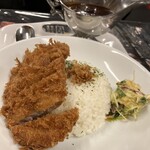 とろ肉カレー ロリコズキッチン - 