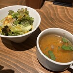 肉とワインの酒場 新宿 Wolfun - サラダ、スープ