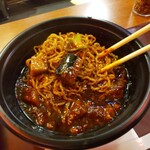 担担麺や 天秤 - 麻婆茄子麺6辛