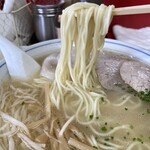 南京ラーメン 黒門 - 麺。