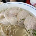 南京ラーメン 黒門 - チャーシュー。