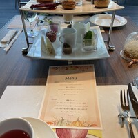 ポム・ダダン - 