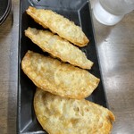 中華そば専門店 広松 - ジャンボ揚げ餃子1ヶ150円
