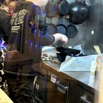 なんでやねん - フライパンの音が心地よいw