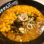 らあめん花月嵐 - スパイシー味噌ラーメン魯珈（コーントッピング）
