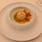 ラ・ベ - ラム酒風味のサヴァラン 果物のコンフィチュール アマレットクリーム