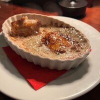 カルネジーオ イースト - 