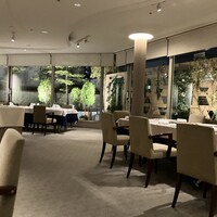 ロジェ ドール - 店内