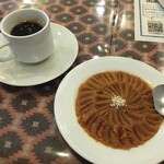 インド料理 パリワル - 今日も綺麗な模様のにんじんハルワ(¥380)が美味しい♪ブラックコーヒーとも合う〜♪