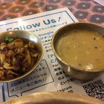 インド料理 パリワル - カリフラワーのじゃがいものタルカリうま〜！ニンニクが効いたマスールダルの豆スープもサイコー♪