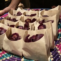 BATIDA - サービスの特製紅芋チップス