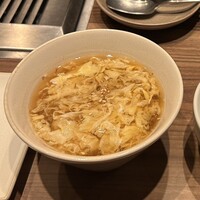 焼肉うしごろ 新宿三丁目店 - 卵スープ