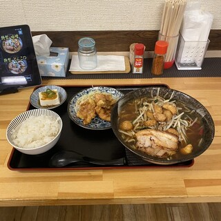 らーめん 四万十_0