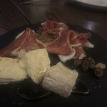 イタリアンダイニング＆バー エルデ - 