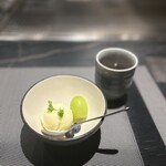 渋谷 鉄板焼き 凛 - 季節のソルベ(ゆず)