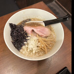 武蔵ノ麦穂 - 背脂煮干らーめん　byまみこまみこ
