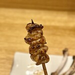 地葉はなれ - 2024.11.  手羽先の皮