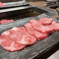 東京食肉市場直送 肉焼屋 D-29 広尾店 - 