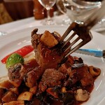 AKARENGA STEAK HOUSE - 