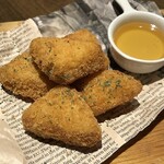 炭火焼き鶏 食ダイニング - 
