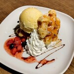 炭火焼き鶏 食ダイニング - 