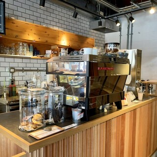 バーミリオン espresso bar & info._2