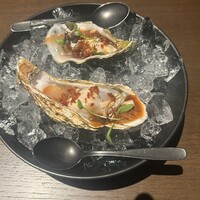 SAAWAAN BISTRO - 生牡蠣のタマリンドマリネ。