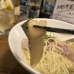 酒と麺 タイノタイ - シナチクだな