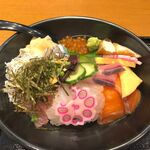 魚菜や 朝次郎 - かごしま海鮮丼（背面）