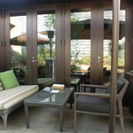 テラス（ソファー席は４席あります）