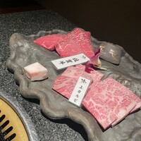 個室 和牛焼肉 吟 難波店 - 