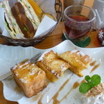 LUANA - ヘルシーサンドとフレンチトースト