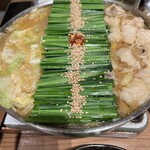 博多もつ鍋 前田屋 - 