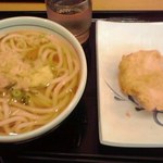 釜揚げうどん岡じま - 「かけうどん(小) ２２０円」と「とり天 １３０円」