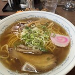 おさむ - 食堂ラーメンです、チャーシューが美味しい