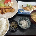 金四郎食堂 - 料理写真:
