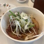 中華そば 麺や食堂 - チャーシュー丼