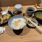 日本橋 天ぷらめし 金子半之助 日本橋人形町店 - 舞茸を胃袋に納めたあとの、松の全貌！